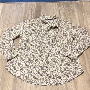 Croft & Barrow Cream and Black Paisley Women's Button Down Shirt